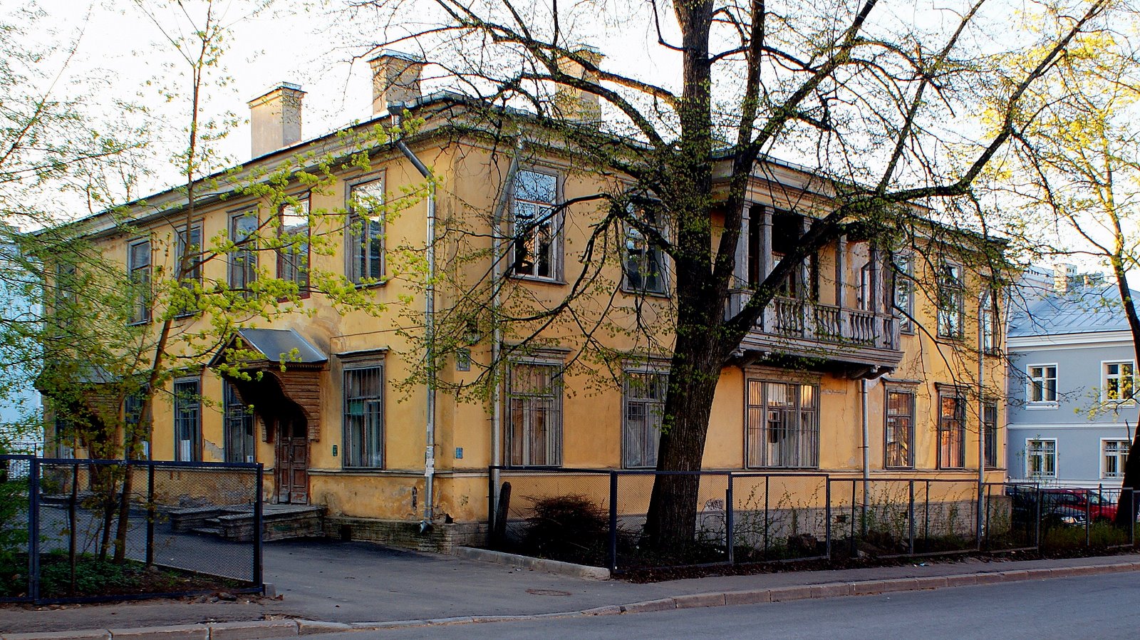 Деревянный дом В. И. Вуича (Царское Село), в котором жил и работал писатель А. Н. Толстой.