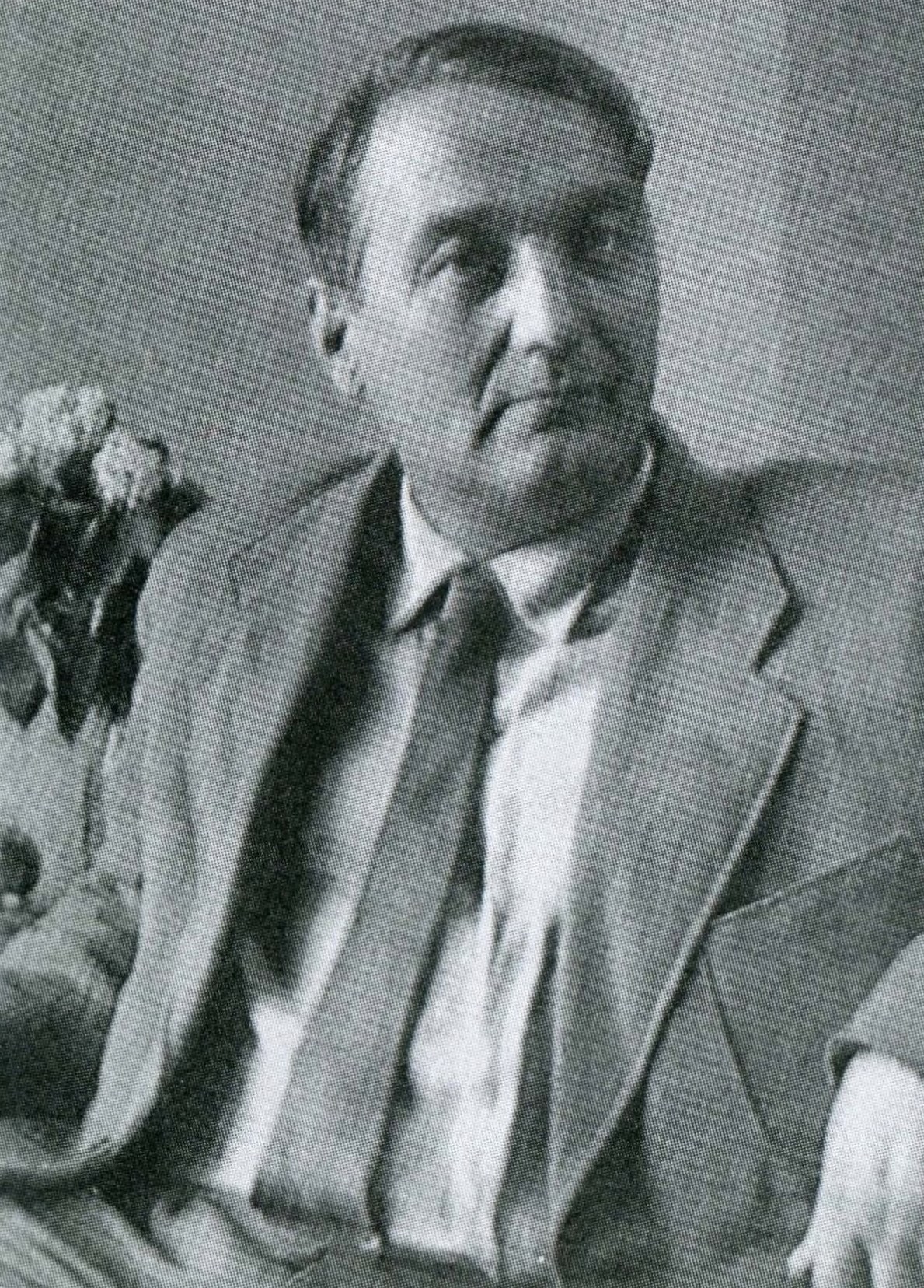 1960 год. Вышла первая монография Л. Гумилёва ("Хунну"). Его регулярно печатают ведущие научные журналы. Позади большая часть жизни, впереди - почти вся научная карьера.