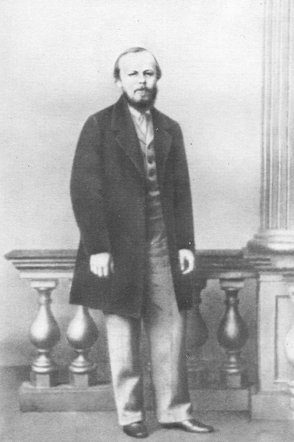 Ф. М. Достоевский. Фотография 1860 года.