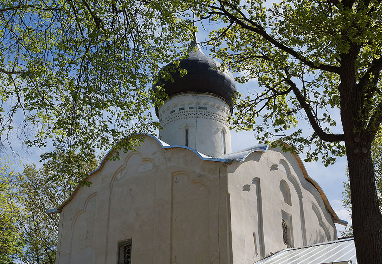 Псков. Церковь Георгия со взвоза. XV-XVI века.