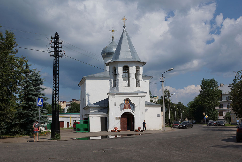 Псков. Церковь Покрова от Торга. XVII-XIX века.