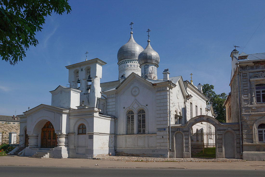 Псков. Церковь Варлаама Хутынского в Званице. 1495 год.