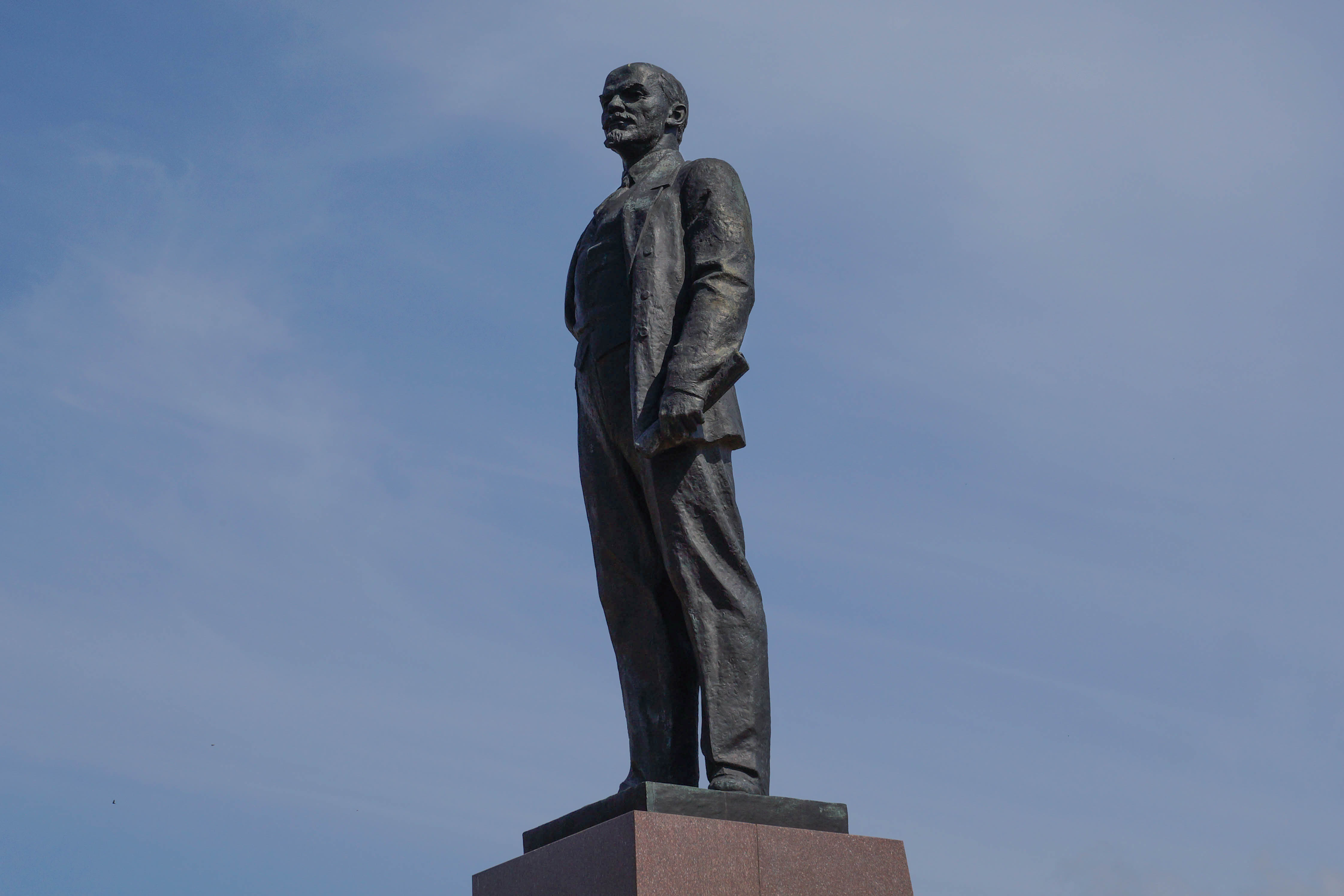 Псков. Памятник В. И. Ленину. 1960 год.