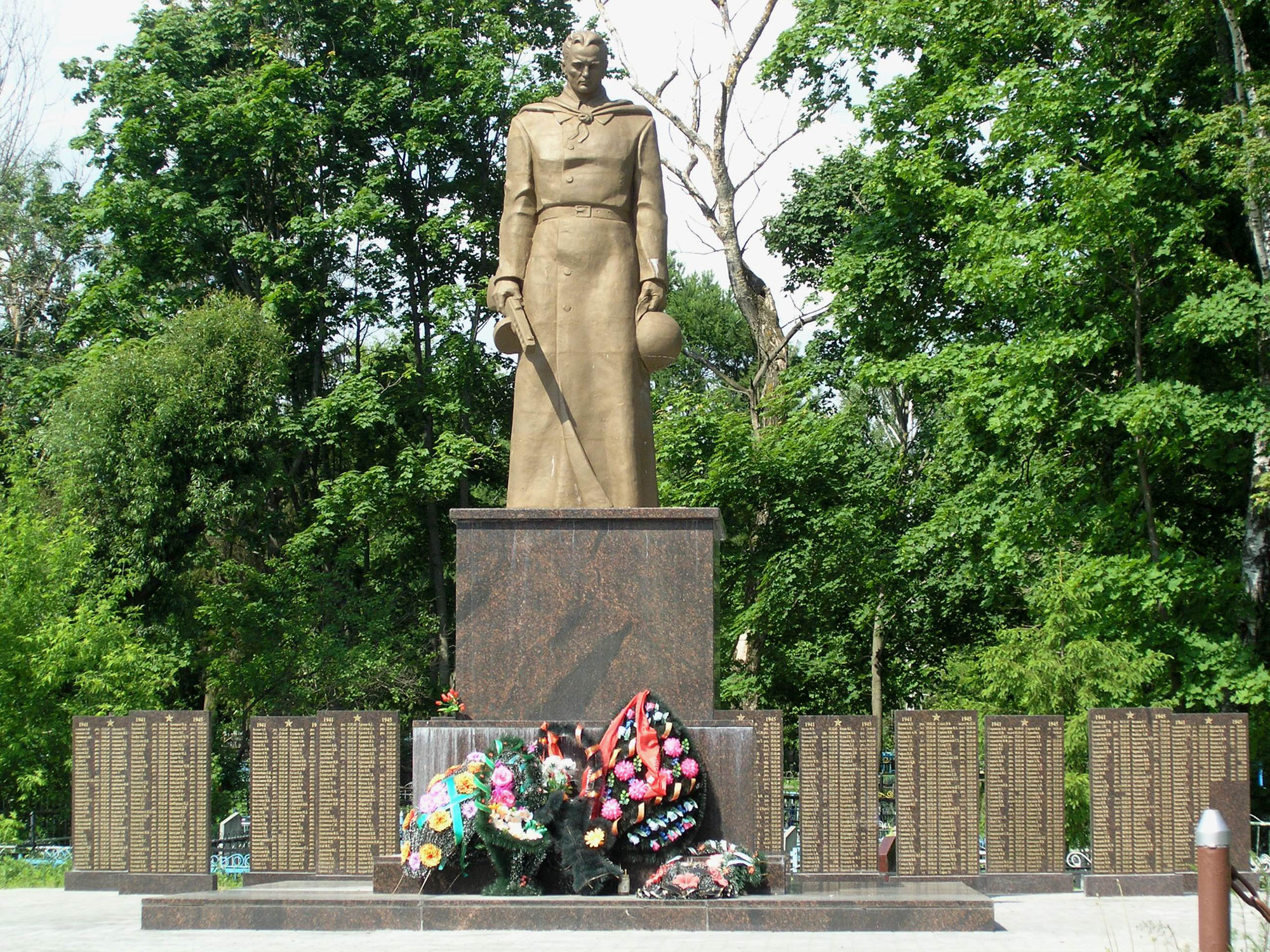 Новосокольники, Псковская область. Братское кладбище (Семёновское кладбище).